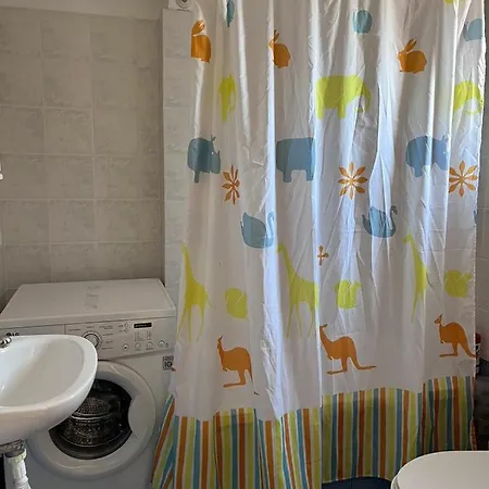 Kleio's Apartmán Lixouri
