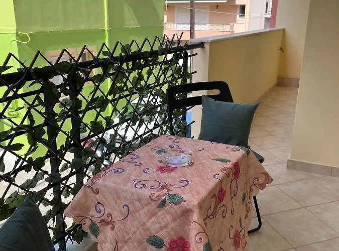 Kleio's Апартаменты Ликсури